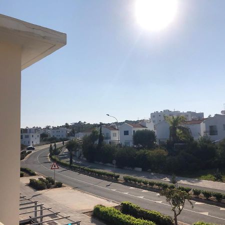 Sunny Holiday By Konnos Paralimni Luaran gambar