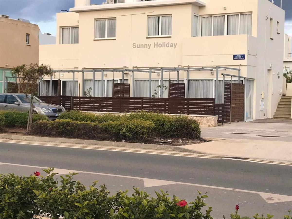 Sunny Holiday By Konnos Paralimni Luaran gambar